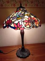 Super mooie tiffany lamp, Huis en Inrichting, Lampen | Tafellampen, Ophalen, Zo goed als nieuw, 50 tot 75 cm