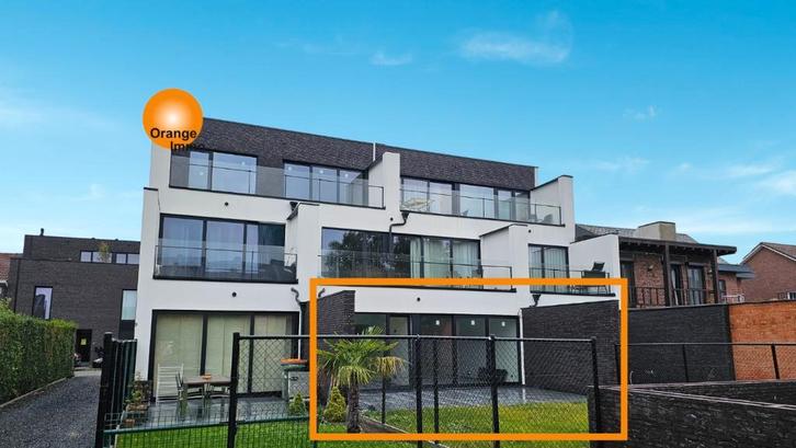 Gelijkvloers appartement met zonnig terras en tuin., Immo, Huizen en Appartementen te koop, Maasmechelen, tot 200 m², Appartement