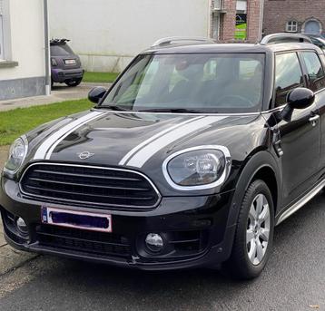 Mini Countryman Cooper - bj 2019 - midnight Black met witte, Autos, Achat, 1499 kW, Boîte manuelle, Noir