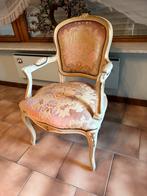 Antieke stoelen met armleuningen, Ophalen