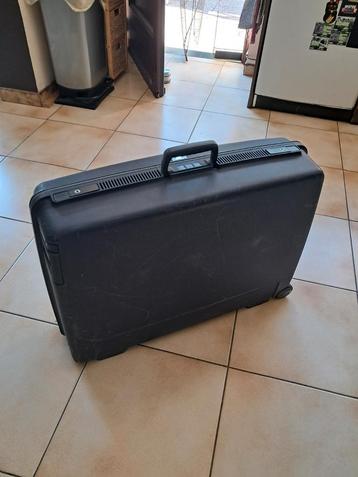 Valise Delsey 22X73X58 cm beschikbaar voor biedingen