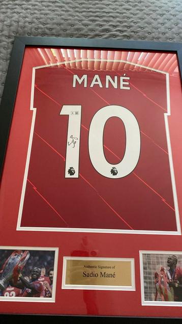 Signed shirt Mane  beschikbaar voor biedingen
