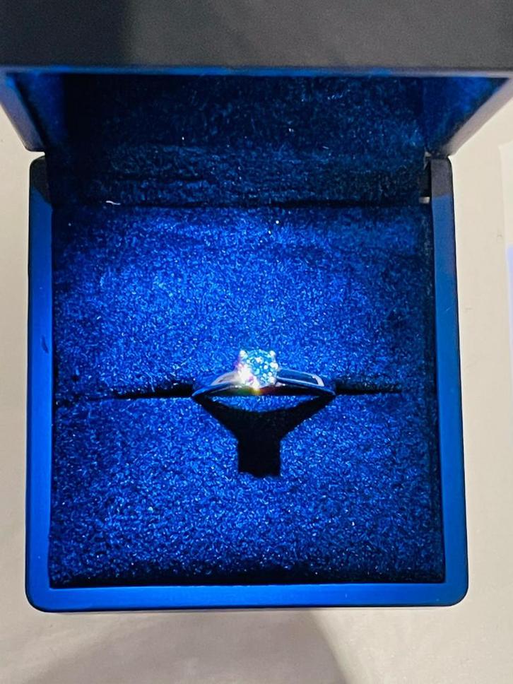 Ring witgoud 0.5 ct Diamant (Natuurlijk), Handtassen en Accessoires, Ringen, Zo goed als nieuw, Dame, Kleiner dan 17, Zilver, Goud