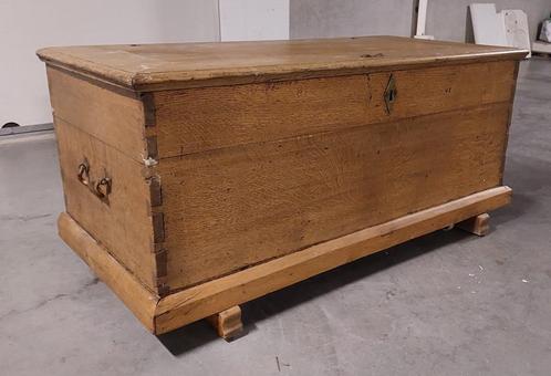 oude eikenhouten kist, Huis en Inrichting, Woonaccessoires | Kisten, Eikenhout, Ophalen
