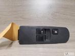 Mitsubishi Colt 2004 - 2010 raamschakelaar 2x elek raam €20, Ophalen of Verzenden, Gebruikt, Mitsubishi