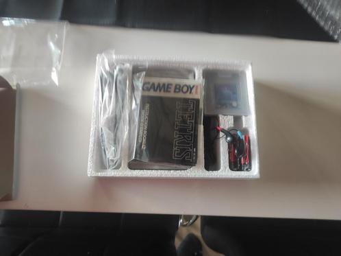 Nintendo Gameboy - incrustation en boîte, bon état, Consoles de jeu & Jeux vidéo, Consoles de jeu | Nintendo Consoles | Accessoires