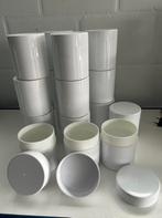 Plastieken potten 16 st. Diameter 10 cm hoogte 11 cm, Hobby en Vrije tijd, Knutselen, Ophalen of Verzenden, Zo goed als nieuw