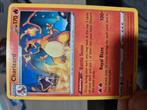 Charizard pokemon kaart, Hobby en Vrije tijd, Verzamelkaartspellen | Pokémon, Ophalen of Verzenden, Zo goed als nieuw