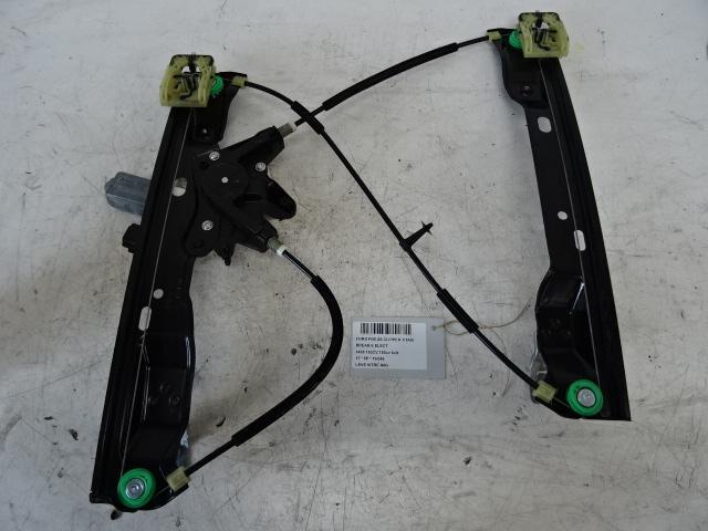 VITRE MECANISME AVANT GAUCHE Ford Focus 3 (BM51A23201BF), Autos : Pièces & Accessoires, Vitres & Accessoires, Ford, Utilisé