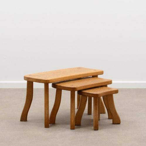 Tables gigognes vintage en bois, 1970, Maison & Meubles, Tables | Tables d'appoint, Comme neuf, Bois, Enlèvement ou Envoi