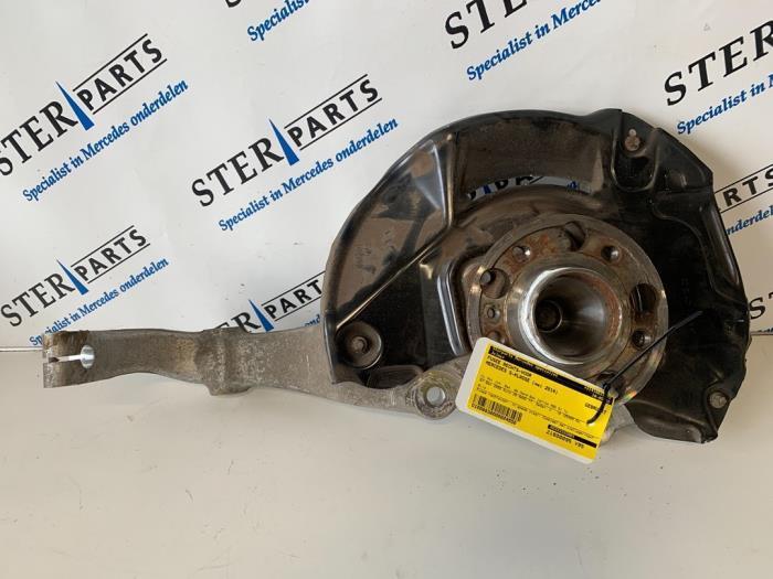 Fusee rechts-voor van een Mercedes S-Klasse, Auto-onderdelen, Ophanging en Onderstel, Mercedes-Benz, Gebruikt, 3 maanden garantie