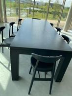 tafel en 8 stoelen, Gebruikt, Rechthoekig, Overige houtsoorten, Ophalen