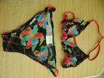 bikini SPEEDO en taille 164, Comme neuf, Speedo, Fille, Vêtements de sport ou Maillots de bain