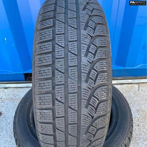 2x Pirelli Sotto Zero 205 55 17 winterbanden met 7,5 mm, Auto-onderdelen, Banden en Velgen, Banden en Velgen, Winterbanden, 17 inch
