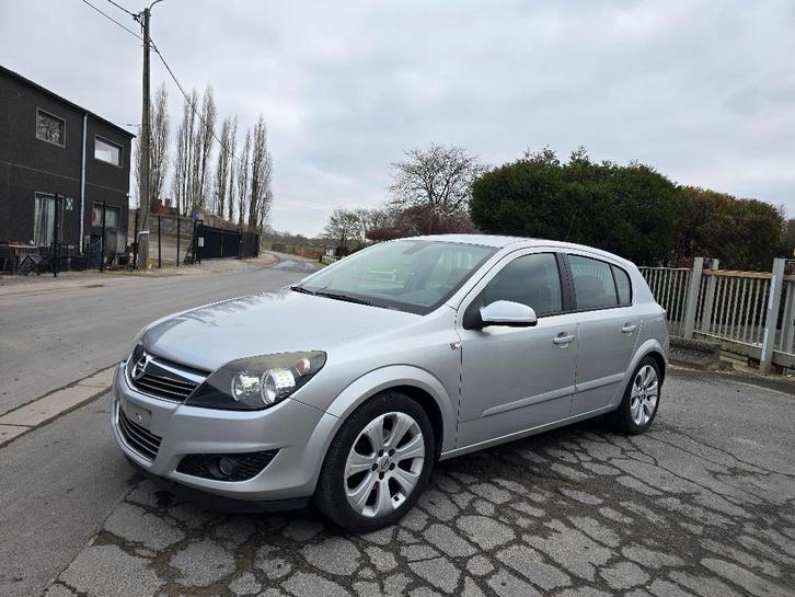 Opel Astra 1.7 cdti - 196 000km - 07/2008 - airco, Autos, Opel, Entreprise, Achat, Astra, ABS, Airbags, Air conditionné, Alarme