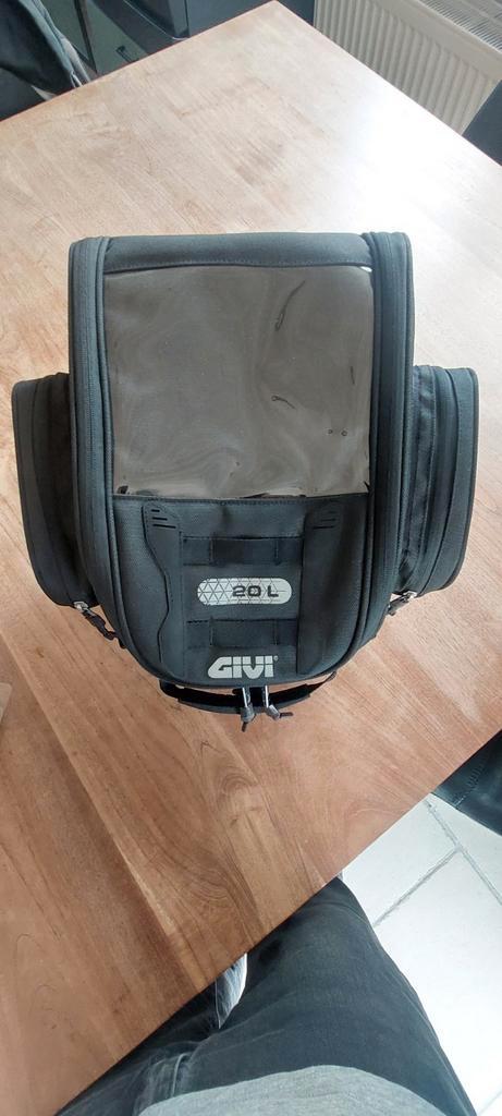 Givi tanktas, Motoren, Accessoires | Koffers en Tassen, Zo goed als nieuw, Ophalen