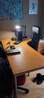 mobilier de bureau., Bureau