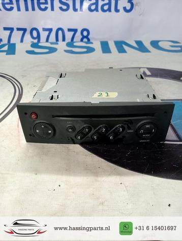RENAULT CLIO radio  8200 483 757 beschikbaar voor biedingen