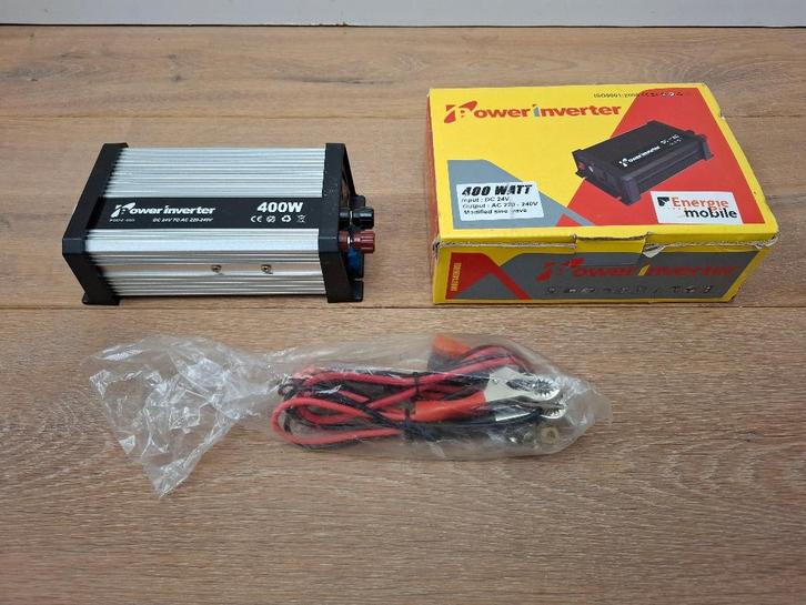 Convertisseur de tension/convertisseur de courant - NOUVEAU, Autos : Pièces & Accessoires, Électronique & Câbles, Neuf, Envoi