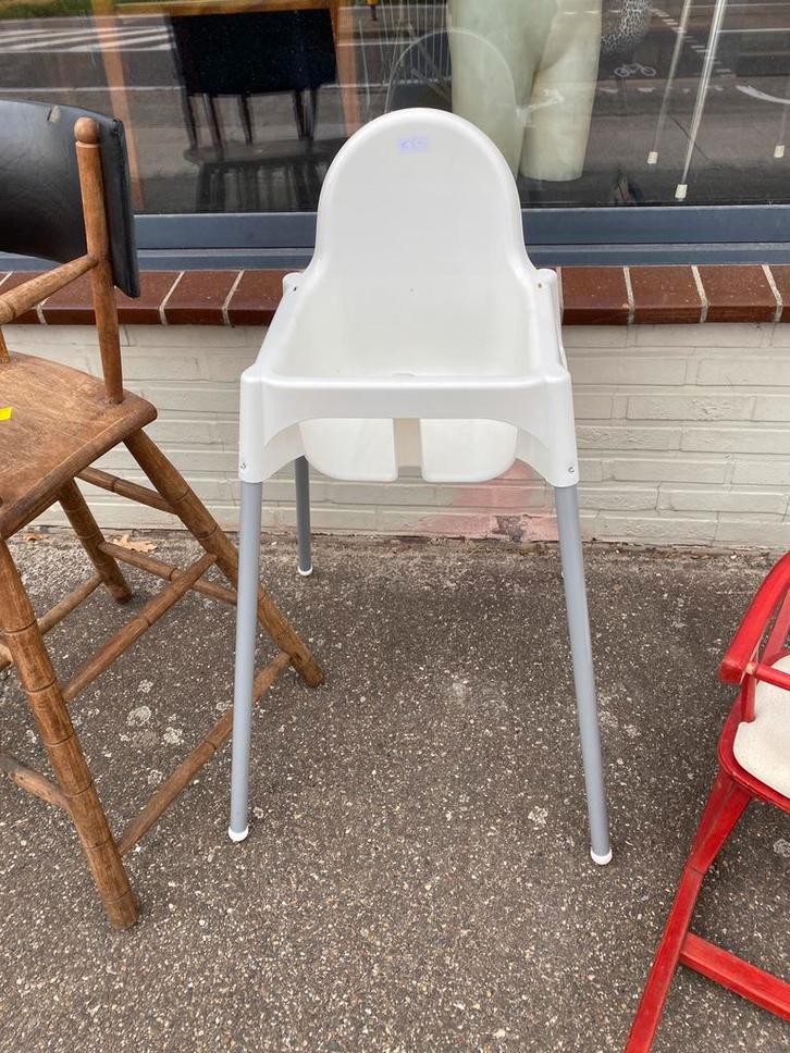 Kinderstoel – eenvoudig en stevig model, Kinderen en Baby's, Kinderstoelen, Ophalen