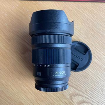 Panasonic Lumix 28-200 mm Full rame beschikbaar voor biedingen