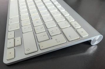 APPLE-toetsenbord beschikbaar voor biedingen