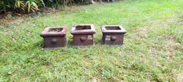 3 terra cotta bloempotten  beschikbaar voor biedingen