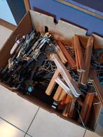 Doos kleerhangers allerlei., Enlèvement, Utilisé