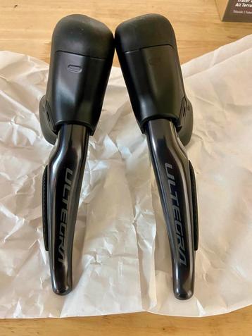 Nieuwe Ultegra 12 speed shifters beschikbaar voor biedingen