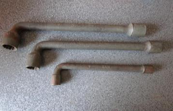 3 vintage haakse pijpsleutels merk SAM MOLYBDENE VANADIUM beschikbaar voor biedingen