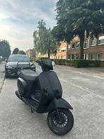 GTS toscana 50cc a klasse, Fietsen en Brommers, Ophalen