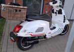 Vespa gts 125cc 300cc, Fietsen en Brommers, Ophalen of Verzenden