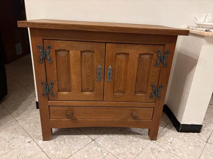 Petit meuble en chêne foncé, Antiek en Kunst, Antiek | Meubels | Kasten, Ophalen