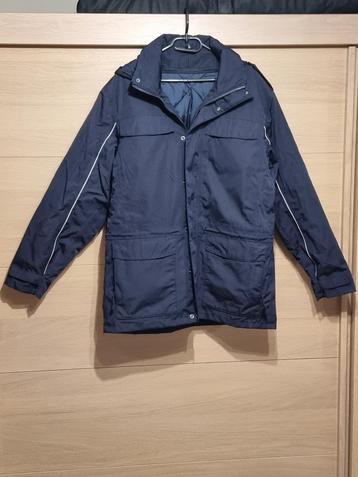 Splinternieuwe herenjassen beschikbaar voor biedingen