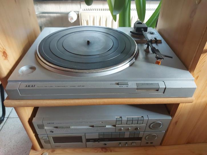 Platenspeler, casette,equalizer akai te koop, Audio, Tv en Foto, Platenspelers, Zo goed als nieuw, Akai, Ophalen of Verzenden