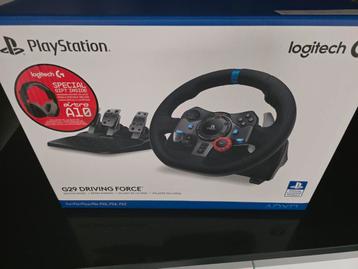 G29 driving force  logitech zowel voor ps( 3 4 en 5) als pc beschikbaar voor biedingen