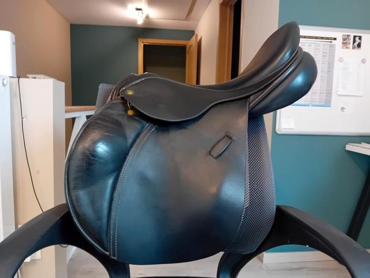 Zadel Crown Impala, zeer goede staat, Dieren en Toebehoren, Paarden en Pony's | Zadels, Ophalen