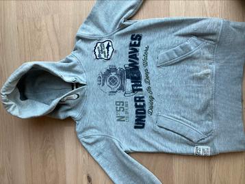 River Woods hoodie maat 10 jaar of 140 