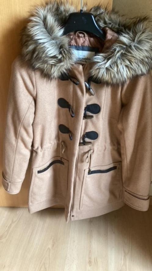 Abercrombie&Fitch NIEUW Wollen Camel Duffelcoat met capuchon, Kleding | Dames, Jassen | Winter, Nieuw, Maat 38/40 (M), Bruin, Ophalen of Verzenden