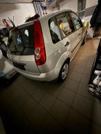 Ford fiesta 1.3 benzine 98duizend km heel proper, Auto's, Ford, Euro 5, Handgeschakeld, Particulier, Fiësta