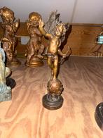 Antiek bronzen Cupido beeld – 40 cm – Amor op wereldbol, Antiek en Kunst, Ophalen of Verzenden