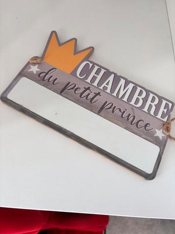 Plaque de porte disponible aux enchères