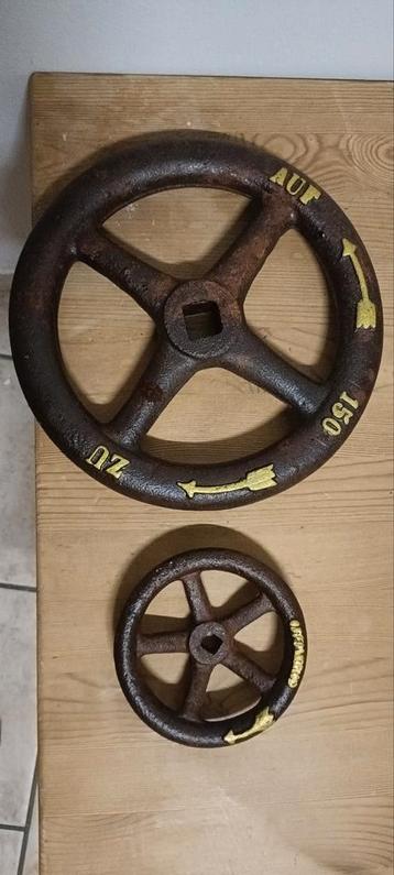 Stoommachine onderdelen  beschikbaar voor biedingen