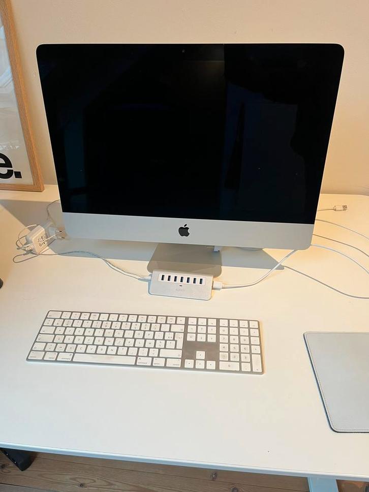 iMac 21,5” Retina 4K, Computers en Software, Apple Desktops, Zo goed als nieuw, iMac, 8 GB, Ophalen