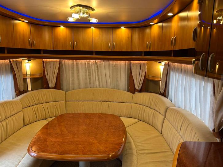 Mooie Luxe caravan Hobby met Mover en Luifel, Caravans en Kamperen, Caravans, Particulier, tot en met 4, 1250 - 1500 kg, Rondzit