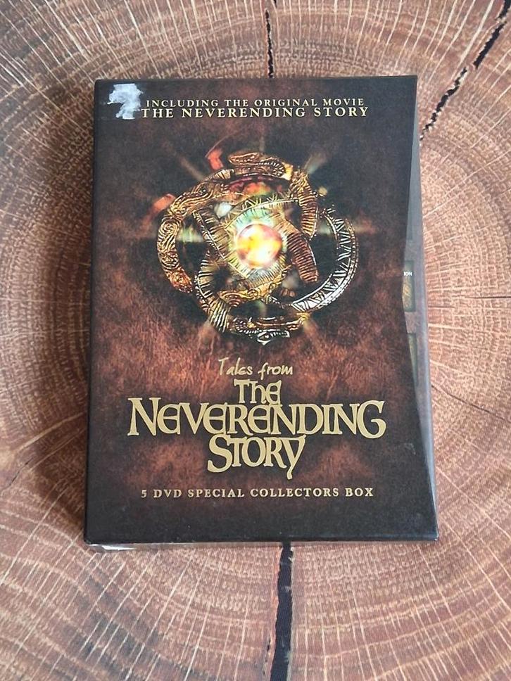 Dvd-box The neverending story + tales from ... 5 dvd's, Cd's en Dvd's, Dvd's | Kinderen en Jeugd, Zo goed als nieuw, Film, Avontuur