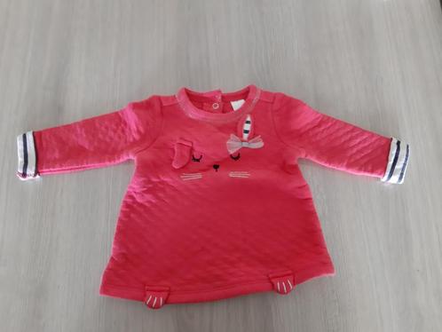 Bloesjes met lange mouwen (2 stuks), maat 68, Kinderen en Baby's, Babykleding | Maat 68, Gebruikt, Meisje, Truitje of Vestje, Ophalen of Verzenden
