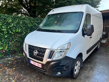 nissan NV400