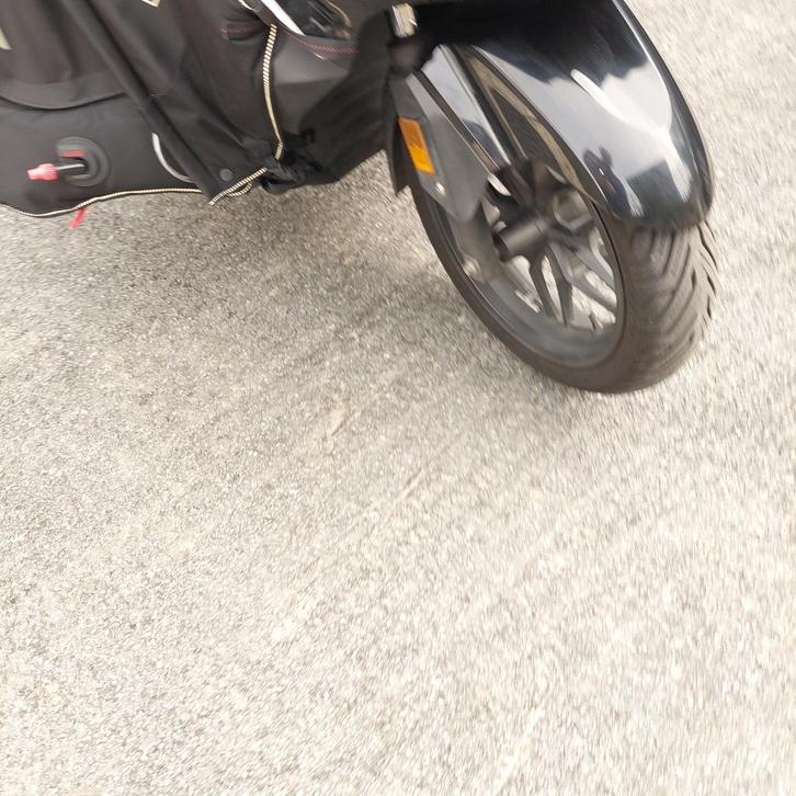 Honda Forza NSS 250cc in perfecte staat, Motoren, Motoren | Honda, Particulier, Scooter, 12 t/m 35 kW, 1 cilinder, Motorrijbewijs A