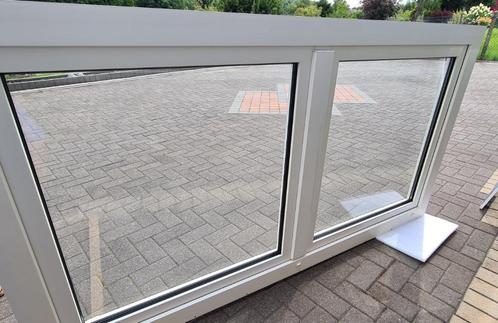 Venster, Doe-het-zelf en Bouw, Deuren en Vliegenramen, Gebruikt, Overige typen, Minder dan 200 cm, 120 cm of meer, Glas, Kunststof